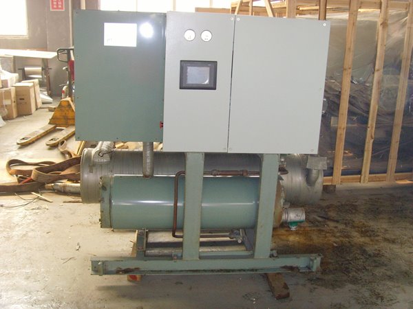 临翔酒店中央空调不停机清洗方法介绍